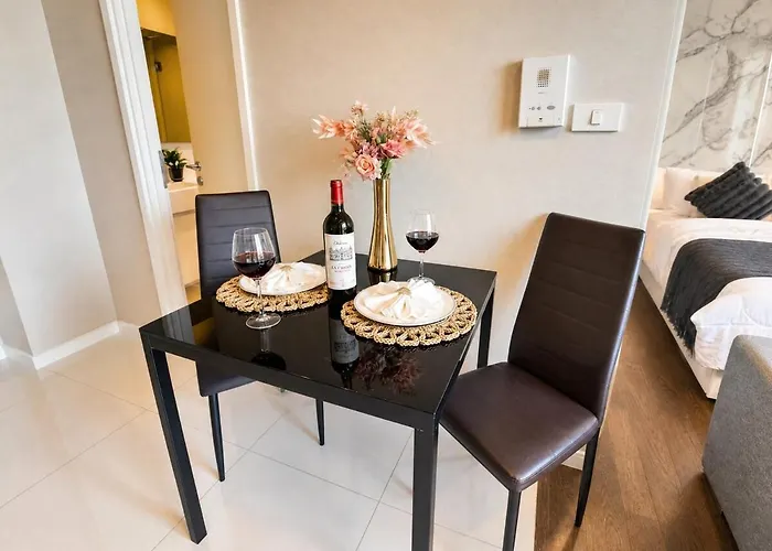 Apartment Cozy 1br With Sofa Bed - Infinity Pool Sathorn Bangkok