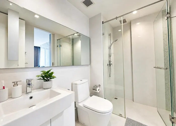 Cozy 1br With Sofa Bed - Infinity Pool Sathorn Bangkok