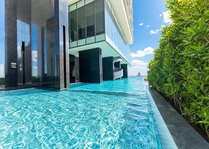 Cozy 1br With Sofa Bed - Infinity Pool Sathorn Bangkok