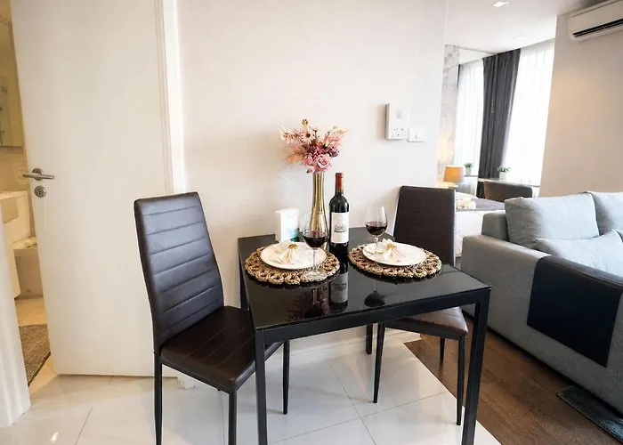 Apartment Cozy 1br With Sofa Bed - Infinity Pool Sathorn Bangkok